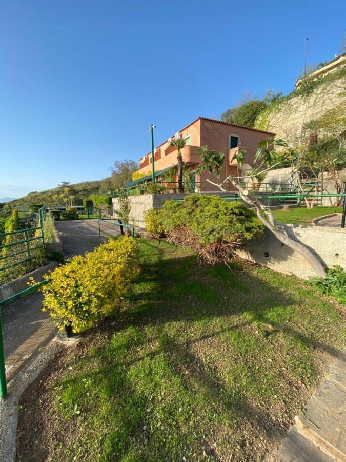 Le Terrazze Lejlighedshotel Agropoli Eksteriør billede