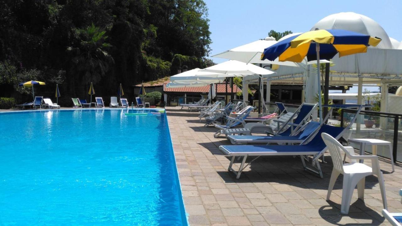 Le Terrazze Lejlighedshotel Agropoli Eksteriør billede